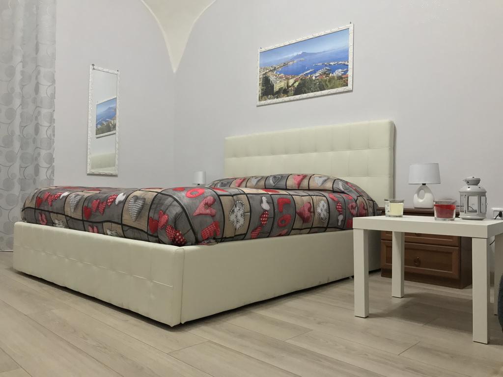 La Dimora Di Venere Apartment เนเปิลส์ ภายนอก รูปภาพ